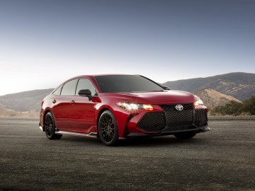Toyota Camry i Avalon w wersji TRD